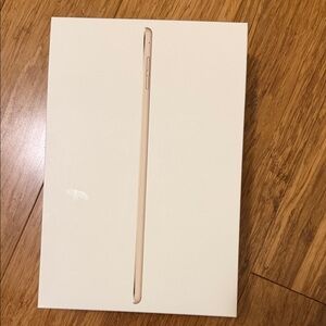 iPad mini 4 wifi 128 GB gold